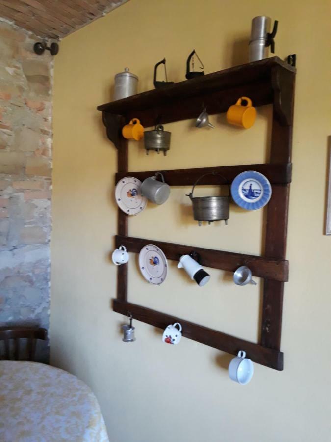 Agriturismo Veritas bed&Wine Casaleggio Boiro Exterior foto